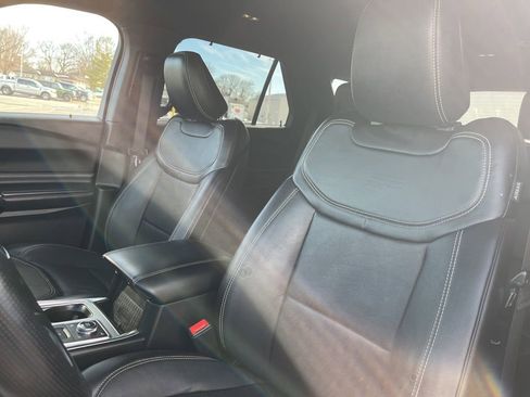 Used 2020 Ford Explorer ST AWD/4WD image 12
