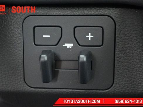 New 2026 Toyota Tundra Platinum AWD/4WD image 28