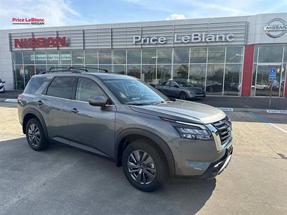 Certified 2025 Nissan Pathfinder SV