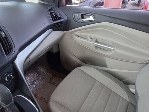 Used 2013 Ford Escape SE image 22