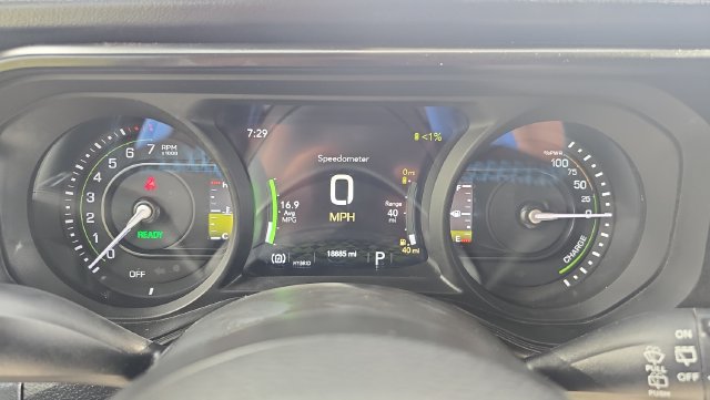 Used 2024 Jeep Wrangler Unlimited Rubicon 4xe w/ Convenience Group AWD/4WD image 12