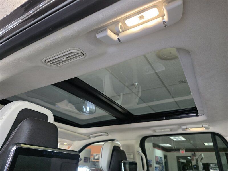 Used 2018 Lincoln Navigator L Black Label AWD/4WD image 17