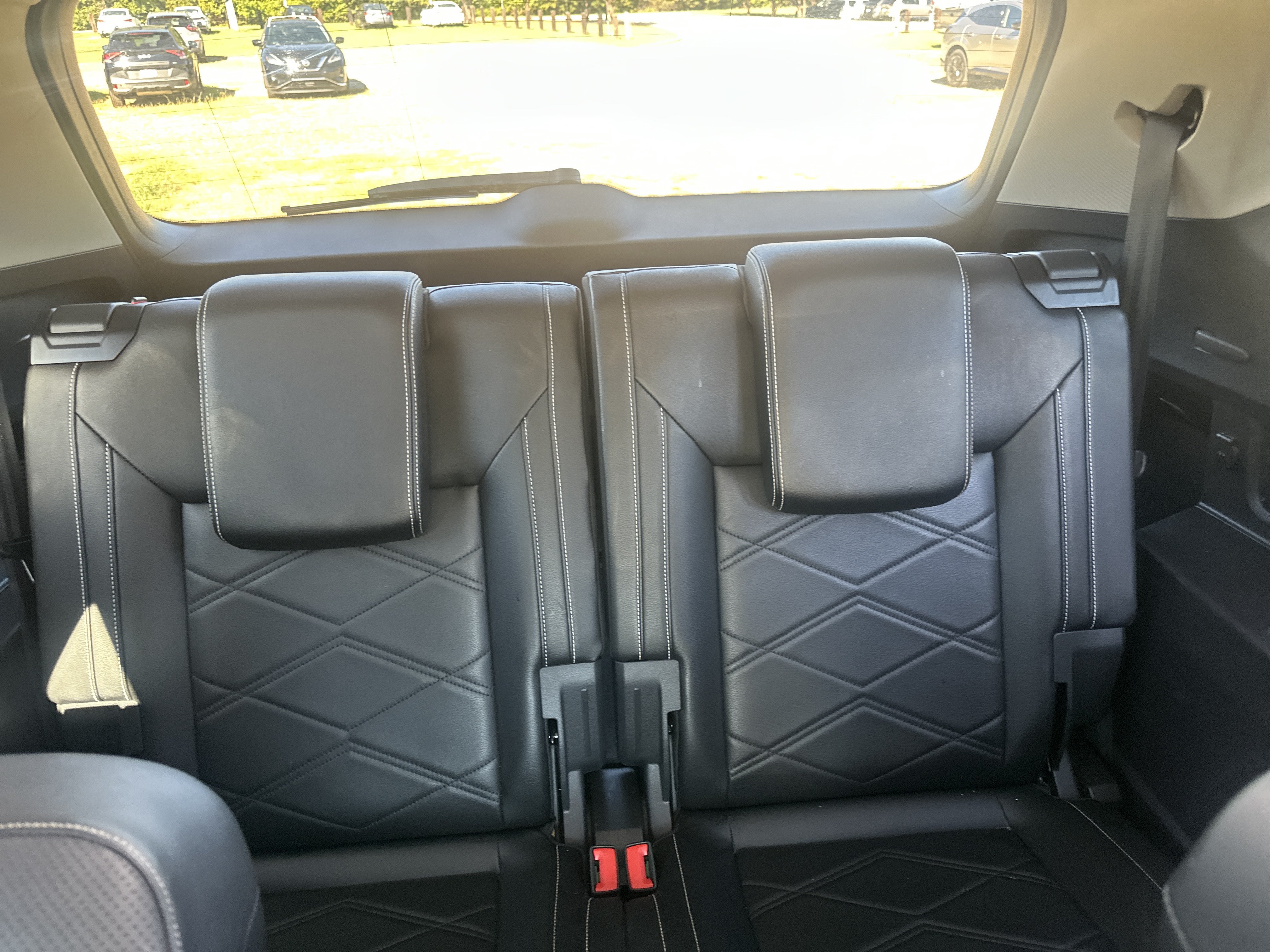 Used 2024 Volkswagen Atlas SE AWD/4WD image 24