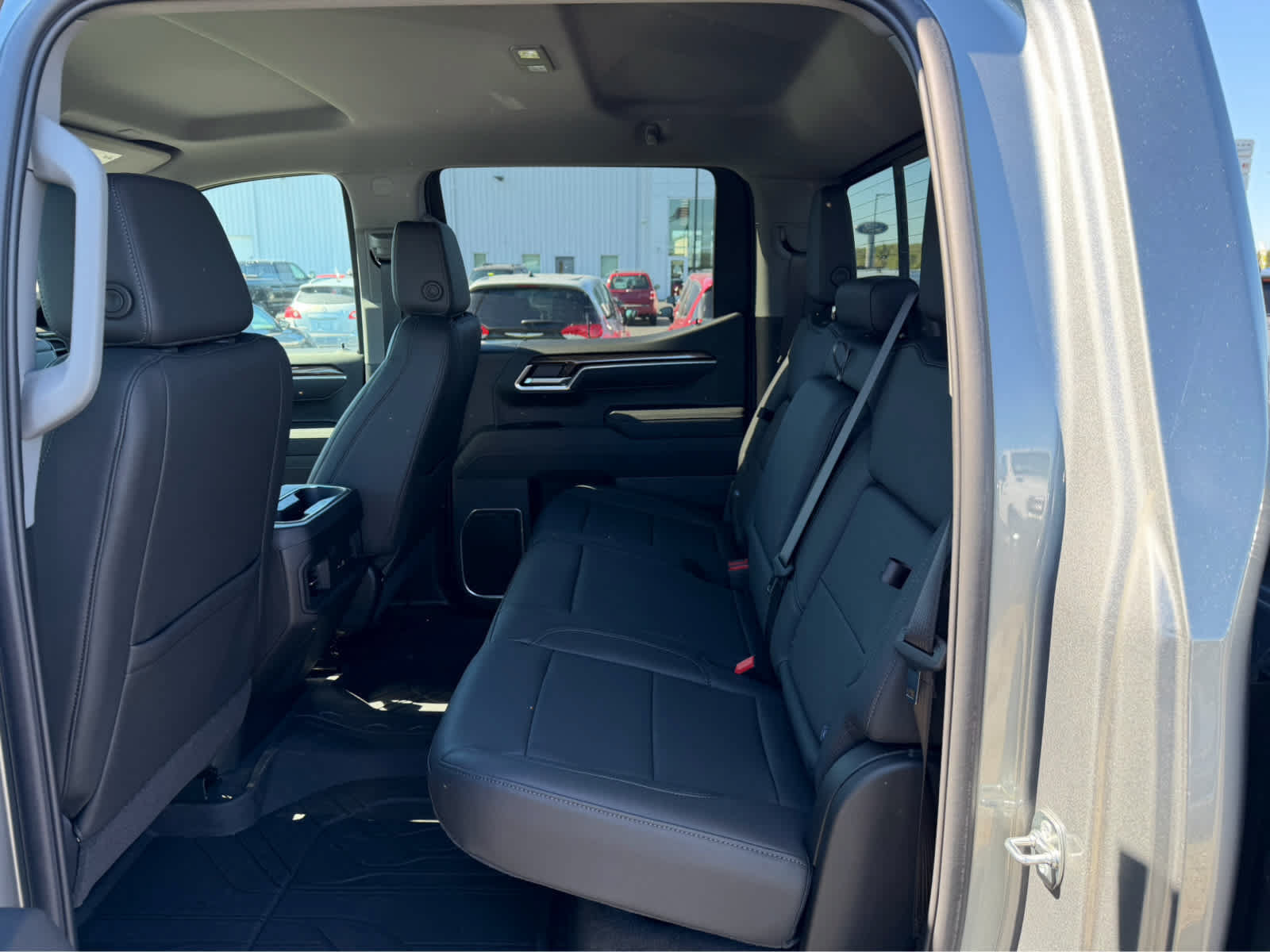 New 2026 Chevrolet Silverado 1500 RST w/ Convenience Package II AWD/4WD image 32