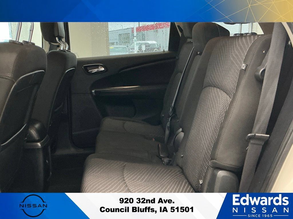 Used 2020 Dodge Journey SE w/ SE Popular Equipment Group FWD image 13