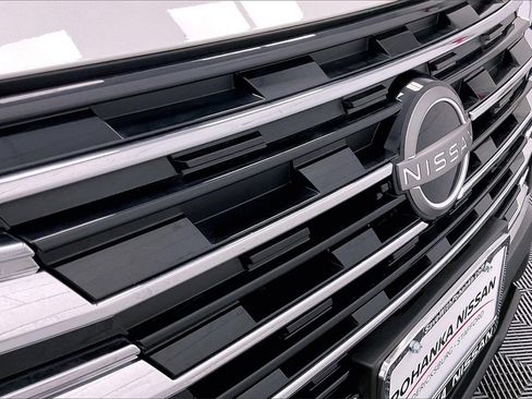 Certified 2025 Nissan Rogue S image 26