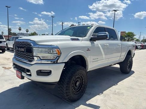 Used 2020 RAM 2500 Limited AWD/4WD image 3