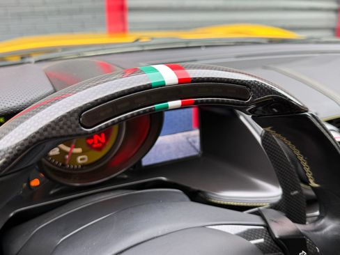 Used 2019 Ferrari 812 Superfast RWD image 41