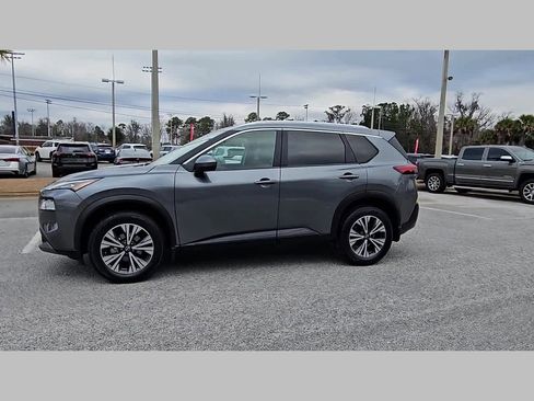 Used 2023 Nissan Rogue SV w/ SV Premium B Package image 25