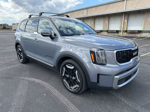 Certified 2023 Kia Telluride EX AWD/4WD image 3