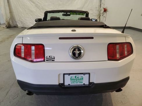Used 2012 Ford Mustang Premium RWD image 6