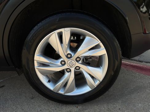 Used 2025 Buick Encore GX Preferred FWD image 9