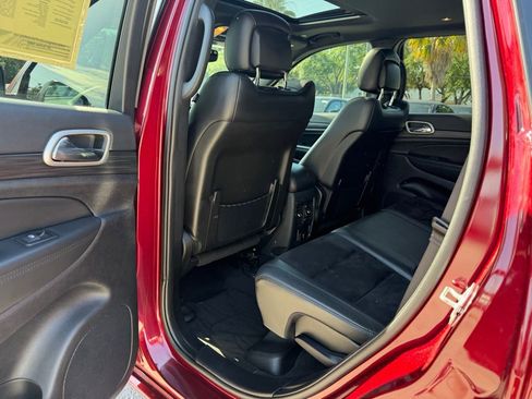 Used 2022 Jeep Grand Cherokee Laredo X RWD image 29