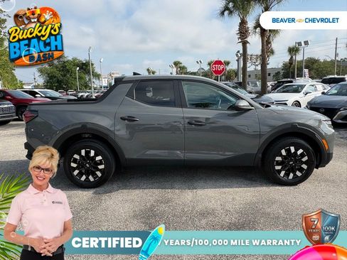Used 2025 Hyundai Santa Cruz SE FWD image 8