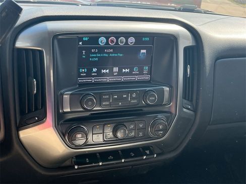 Used 2016 Chevrolet Silverado 2500 LT w/ LT Convenience Package image 17