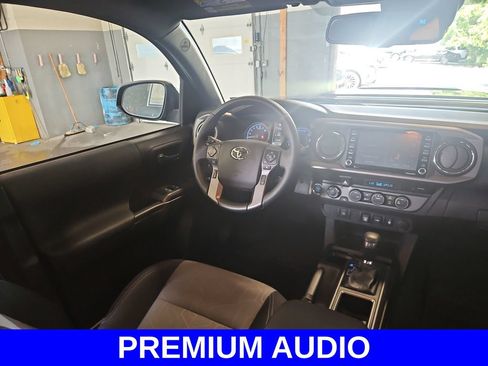 Used 2023 Toyota Tacoma TRD Sport AWD/4WD image 9