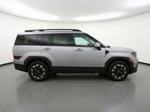 Used 2025 Hyundai Santa Fe SEL FWD image 11