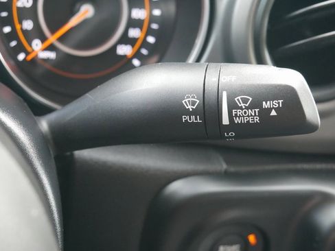 Used 2022 Jeep Gladiator Willys image 28