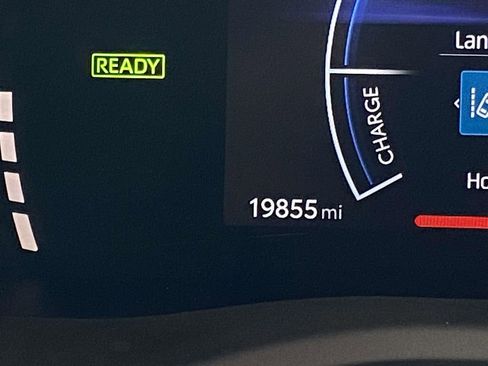 Certified 2025 Toyota Camry LE w/ Convenience Package image 8