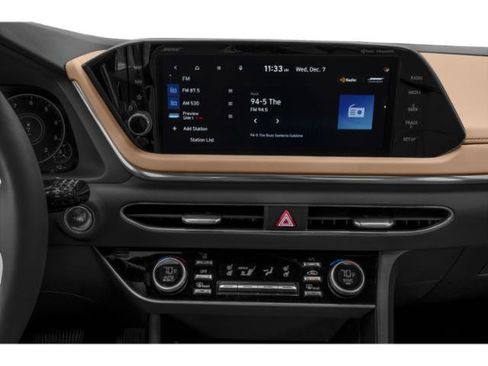 Used 2023 Hyundai Sonata Limited image 13