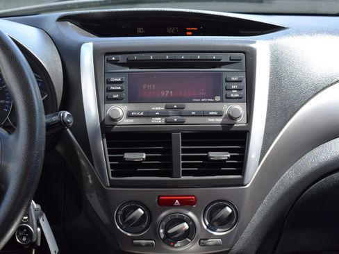 Used 2010 Subaru Forester 2.5X AWD/4WD image 17