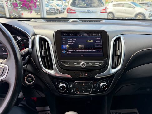 Used 2022 Chevrolet Equinox Premier AWD/4WD image 17