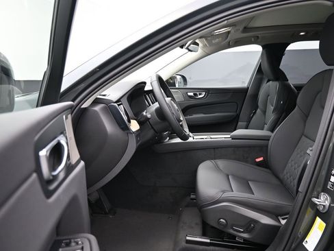 New 2026 Volvo XC60 B5 Plus w/ Climate Package AWD/4WD image 11