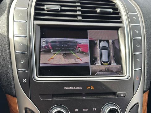 Used 2020 Lincoln Nautilus Reserve w/ Equipment Group 201A image 19