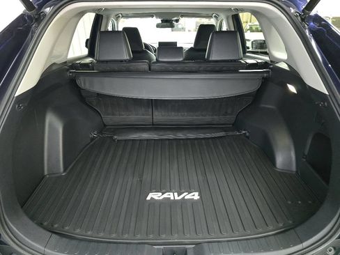 Used 2023 Toyota RAV4 XLE Premium AWD/4WD image 12