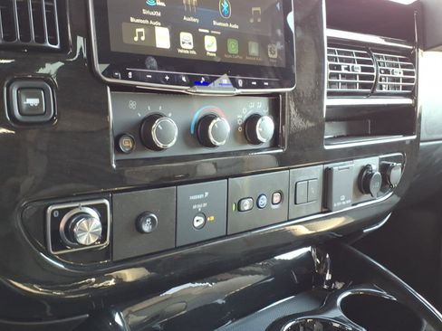 New 2025 GMC Savana 2500 w/ Driver Convenience Package image 23