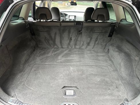 Used 2015 Volvo XC60 T6 Premier Plus image 10