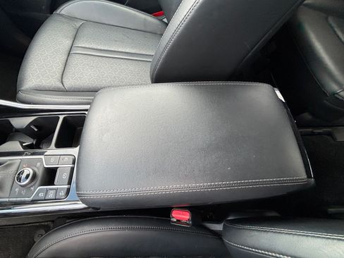 Used 2023 Kia Sorento SX AWD/4WD image 17