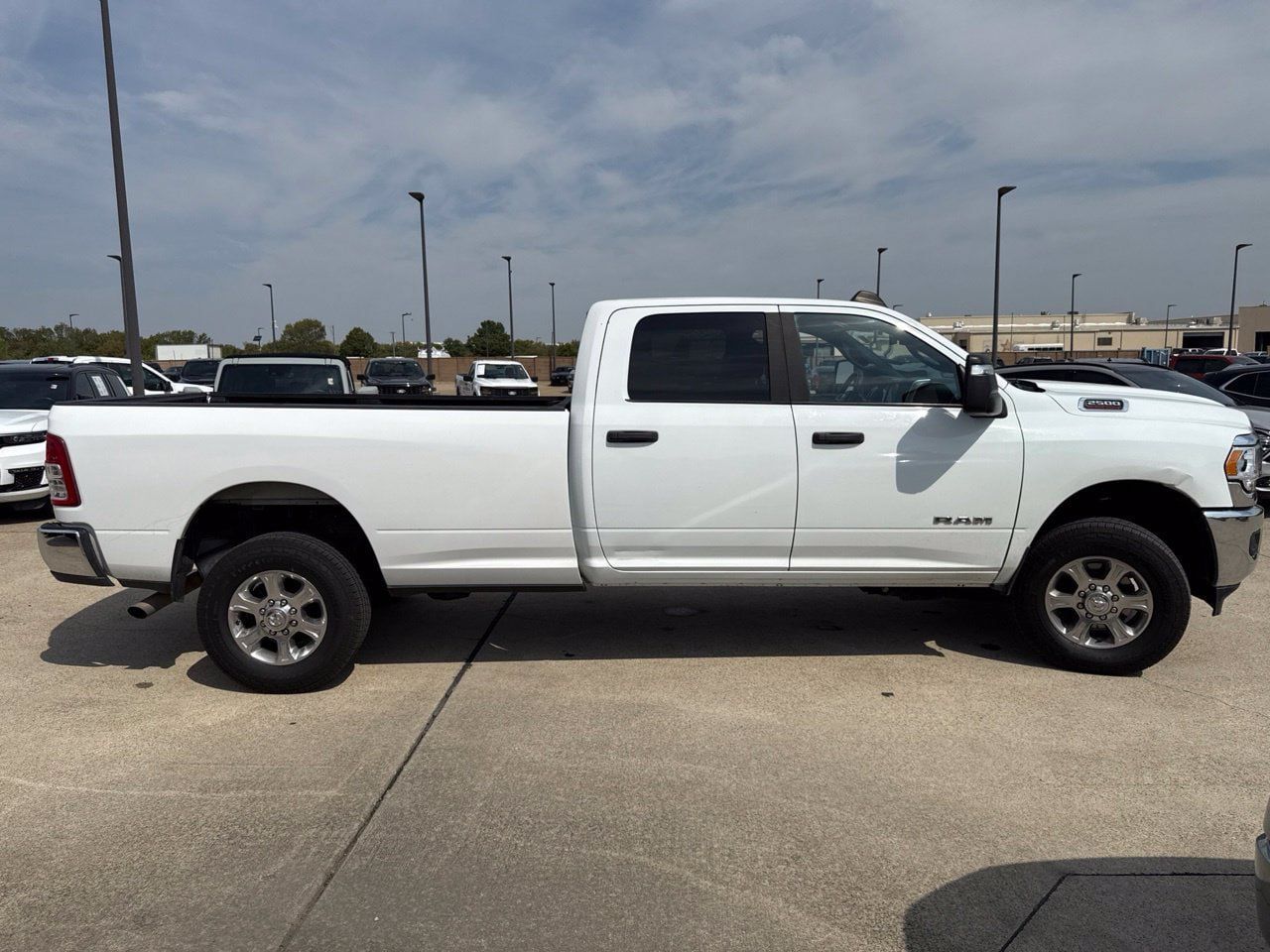 Used 2024 RAM 2500 Big Horn AWD/4WD image 17