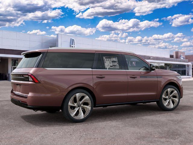 New 2027 Lincoln Navigator L Black Label AWD/4WD image 6