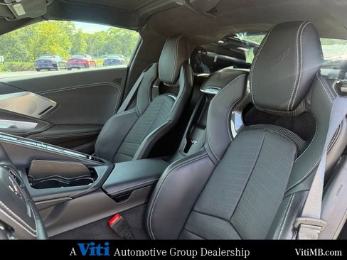 Used 2023 Chevrolet Corvette Stingray Premium Cpe w/ Z51 Performance Package image 22