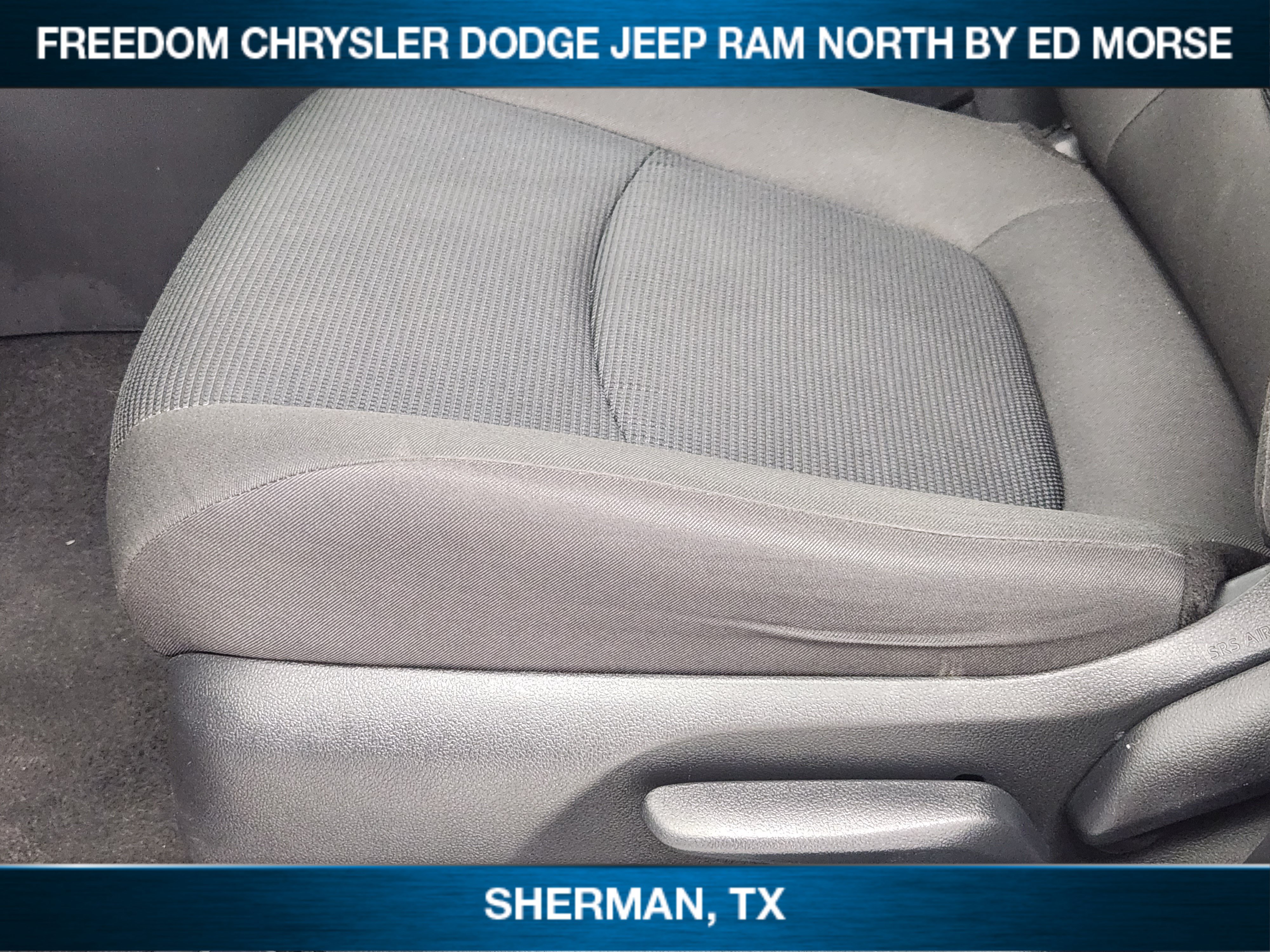 Used 2025 Toyota RAV4 LE FWD image 17
