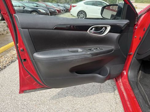 Used 2018 Nissan Sentra SV FWD image 20