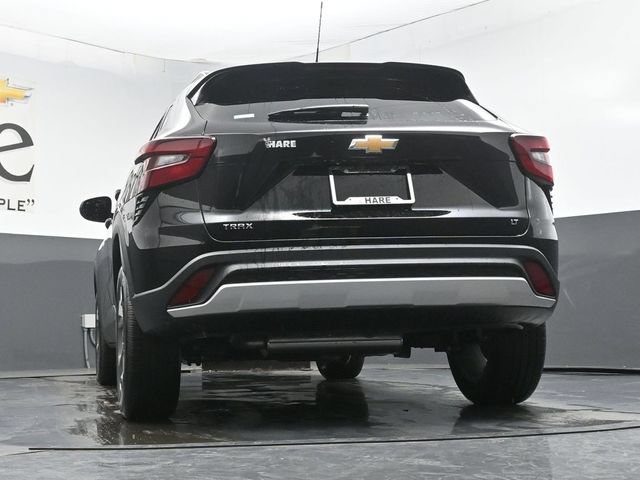 New 2026 Chevrolet Trax LT FWD image 32