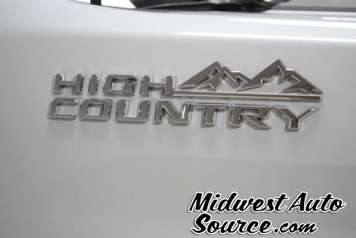 Used 2026 Chevrolet Silverado 3500 High Country w/ High Country Premium Package AWD/4WD image 13