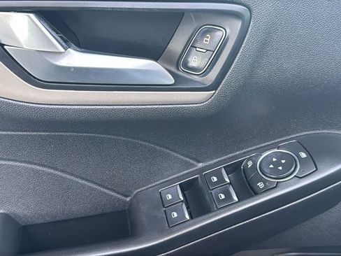 Certified 2022 Ford Escape SEL image 19