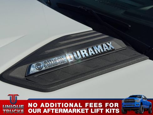 Used 2025 Chevrolet Silverado 3500 LTZ AWD/4WD image 10