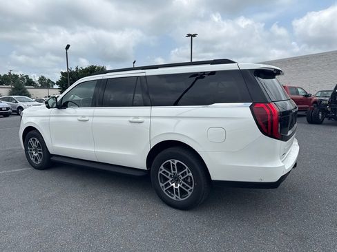 Certified 2025 Ford Expedition Max Active RWD image 3