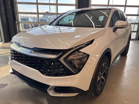 Certified 2023 Kia Sportage EX image 6