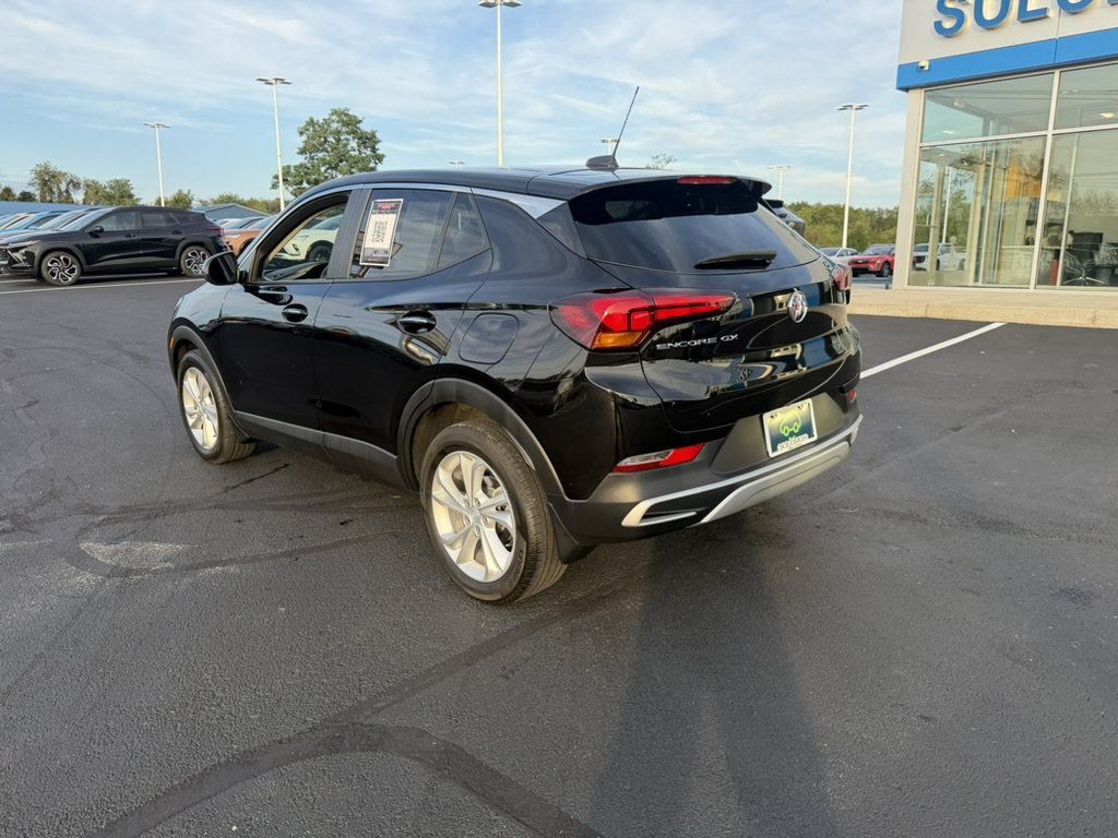 Certified 2023 Buick Encore GX Preferred w/ Cold Weather Comfort Package FWD image 4