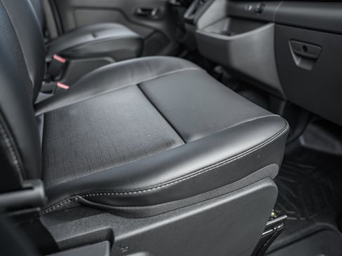 New 2026 Ford Transit 250 148 Medium Roof image 20