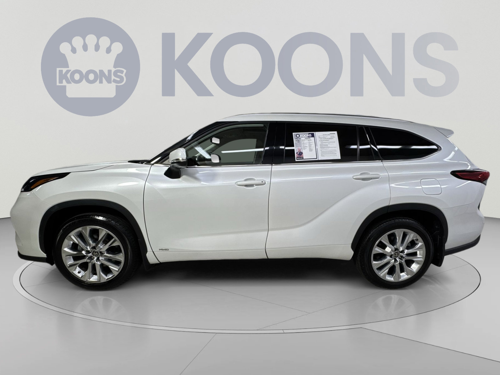 Used 2022 Toyota Highlander Limited AWD/4WD image 17