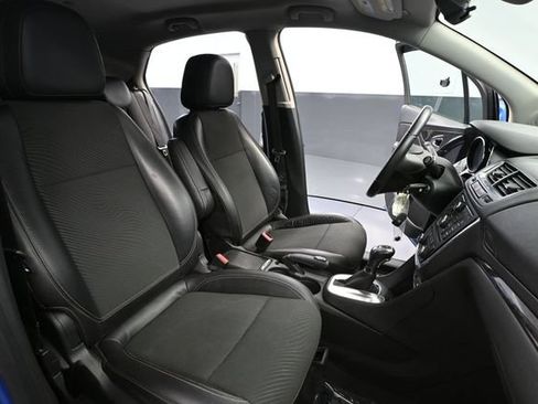 Used 2014 Buick Encore FWD image 40