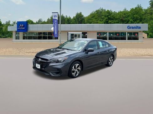 Used 2025 Subaru Legacy Premium AWD/4WD image 3