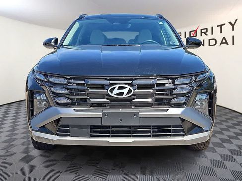 Used 2025 Hyundai Tucson SEL FWD image 2