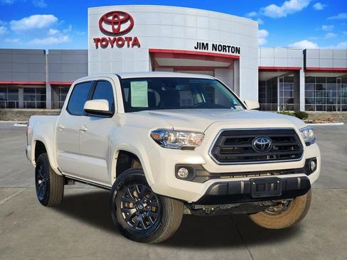 Used 2023 Toyota Tacoma SR5 image 1